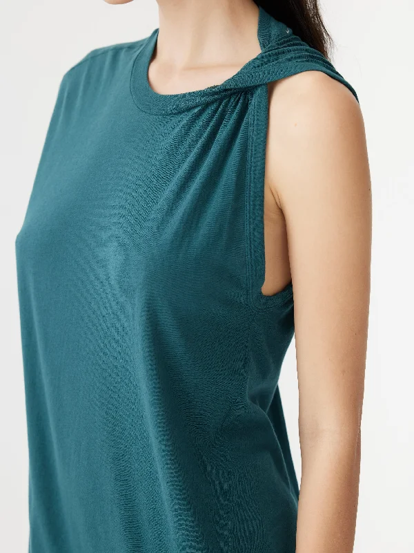 asymmetric twist detail tank