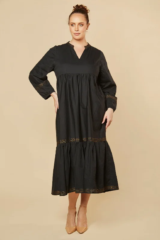 Sabre V-Neck Dress in Tiramisu