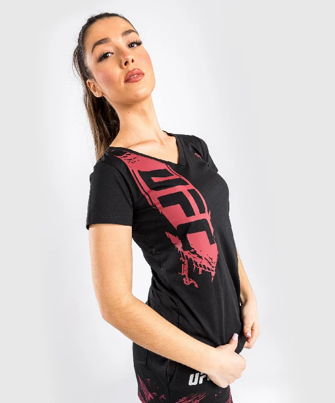 UFC Venum Authentic Fight Week 2.0 Women’s Short Sleeve T-Shirt - Black/Red