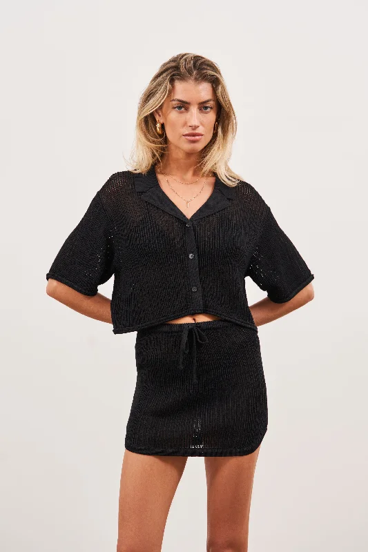 CROPPED KNITTED SHIRT - BLACK